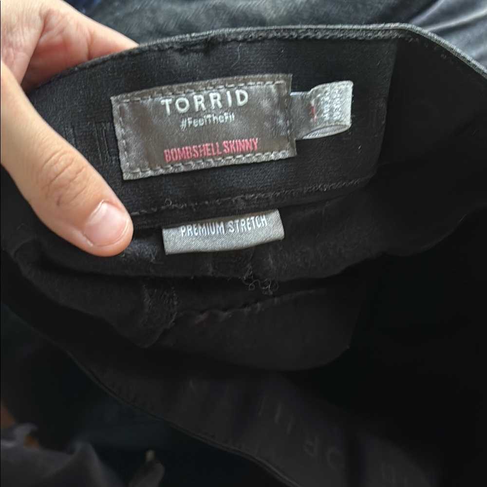 Torrid Bombshell Skinny Jeans in Black